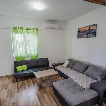 Vacation Home Ivan Kasic Dış mekan fotoğraf
